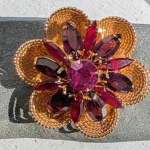 Harvest Dome: Vintage Gold Tone Round Flower Red and Pink Art Nouveau Revival Mid Century Rhinestone Brooch Pin Large
