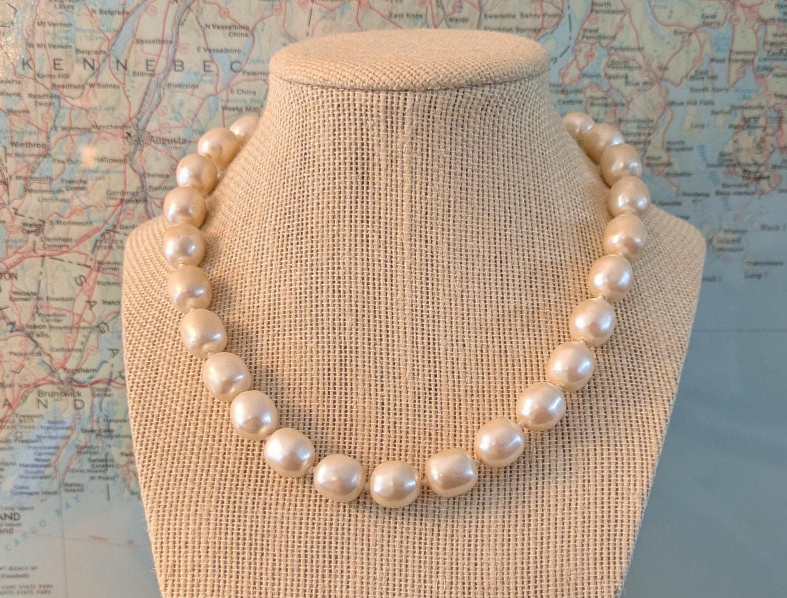Chunky Lisa Simpson Pearl: Vintage Signed Monet Faux Pearl Knotted