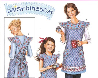 Momma Bear Vintage Daisy Kingdom Bib Apron #2016
