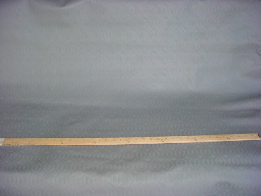 34.75 Sq. Ft. Moore and Giles 108160 Chainmaille Crust Grey Embossed