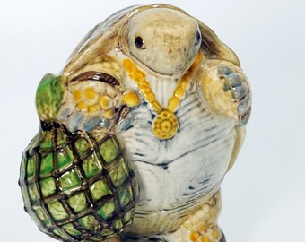 Beatrix Potter Figurines, Beatrix Potter, Mr Alderman Ptolemy, Beatrix Potter Beswick Mr Alderman Ptolemy #2424 BP-3B Turtle