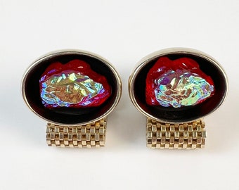 Vintage Iridescent Red Lava Glass Gold Tone Mesh Wrap Around Oval Shadowbox Cufflinks, Retro 1970s Men's Accessories, Unique Cuff Links