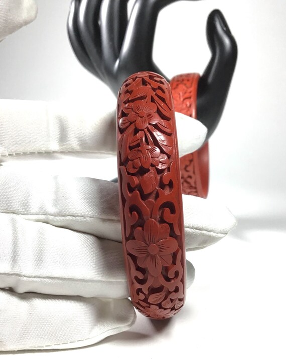 Vintage Chinese Export Carved Cinnabar Floral Bea… - image 8