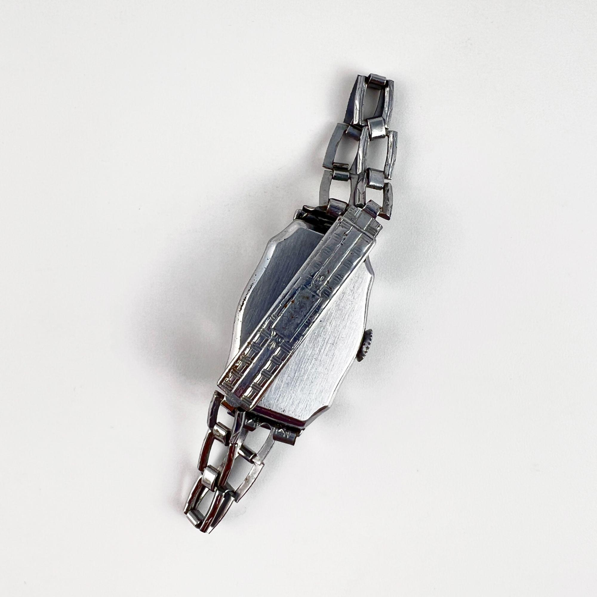 Vintage Art Deco Henda Swiss Ladies Mechanical Swiss Made Watch Silver Tone Stunning 1970 main image 4