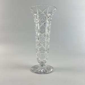 Superbe grand vase trompette ancien en cristal taillé T. G. Hawkes, motif rare, signé