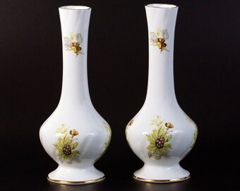 Vintage Royal Tara Fine Bone China Pair of Two Thistle White Bud Vases Set, Galway Ireland, Home Decor, Floral Bud Vases, Wild Irish Flowers