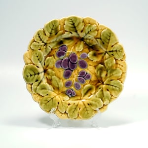 Antique Majolica, Majolica Plate, French Country Decor, French Antiques, Sarreguemines Plate, French SARREGUEMINES Majolica Grape Vine Plate