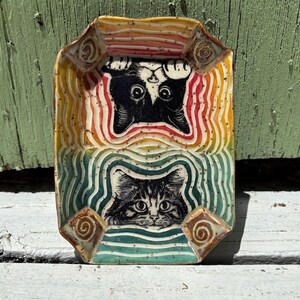 The Psychedelic Cats III  / stoneware jewelry dish