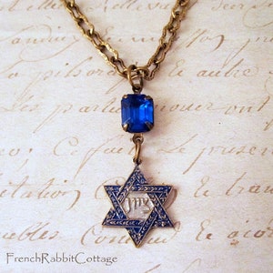 Star of David Necklace Pendant. Jewish Judaica Jewelry.  Blue and Silver Jewelry. Vintage Sapphire Rhinestone. Hanukkah Chanukah Gift Women