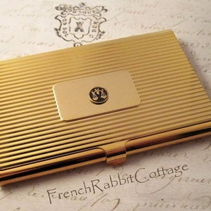 Cadeau avocat Porte-cartes de visite avocat. Cadeau pour diplômé de faculté de droit. Cadeau de remise des diplômes de la faculté de droit. Balance de la justice. Cadeau homme femme. Pochette gratuite