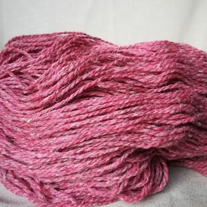 Dundaga tweed yarn  100% natural sheep wool  Rustic wool yarn  Lace 6/2 yarn  Pink red tweed yarn