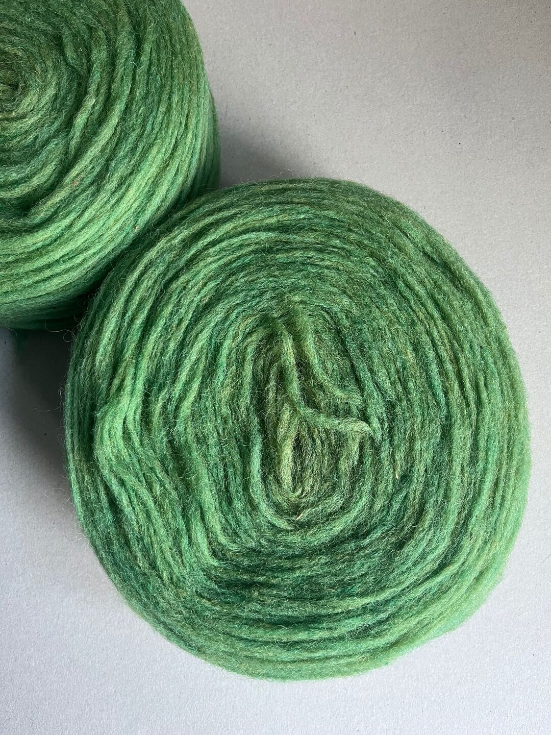 Green Dundaga Unspun Wool Pre Yarn Pencil Rowing 2ply Untwisted Wool