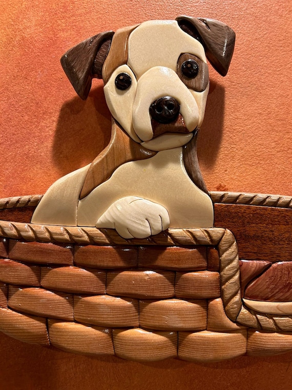 Intarsia puppy in a basket