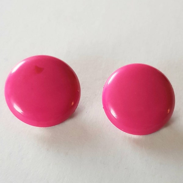 Vintage Clip-on Earrings Hot Pink Plastic Round Circle Flat Bead Design 1980s Jewellery Sixties Mid Century Style