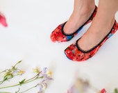 BenitoDream lace socks - model "Red Tulip"