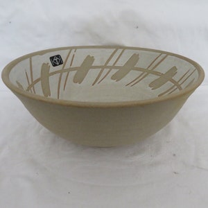 Vintage Huge Stoneware Art Pottery Bowl by Suzanne May, Ireland - Tower Design Dublin - 1980&#39;s - Rare Early Piece Signed by the Artist