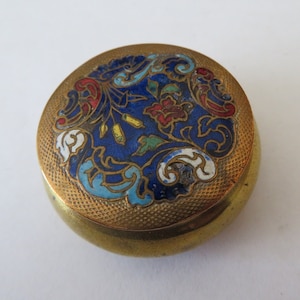 Antique Pressed Metal Powder Patch/Rouge/Powder Compact with Art Nouveau Champleve Enamel Lid and Original Mini Wool Puff - 1900&#39;s - Signed