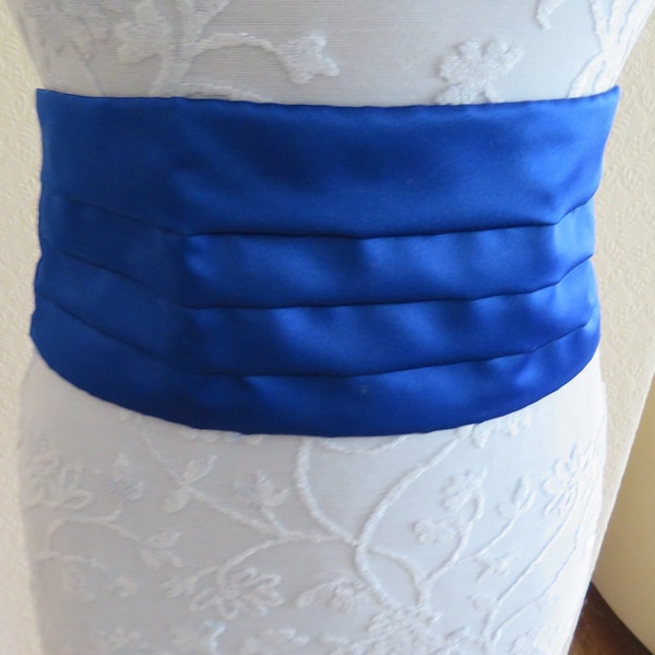 Vintage Royal Blue Satin Cummerbund in Original Box by Sophos (Lambournes Ltd) - 1970's - Wedding/Prom/Steampunk/Gothic - 30-46"