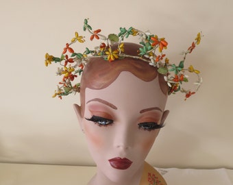 Äußerst seltene Art-Deco-Tiara/Krone/Kopfschmuck aus bemalten Glasmuscheln und Zelluloidblättern – 1920er Jahre