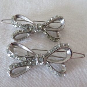 Vintage Pair of Silver Tone and Diamante/Rhinestone Bow/Ribbon Hair Grip/Clip/Slide/Barrette - 1950&#39;s