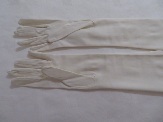 Vintage Ivory Stretch Satin Elbow Length Gloves -… - image 7