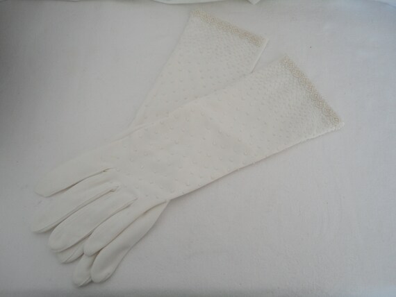 Vintage White Mid Length Nylon Simplex Gloves wit… - image 5