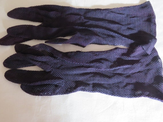 Vintage Dark Blue/Navy Blue Crochet/Net Gloves - … - image 6