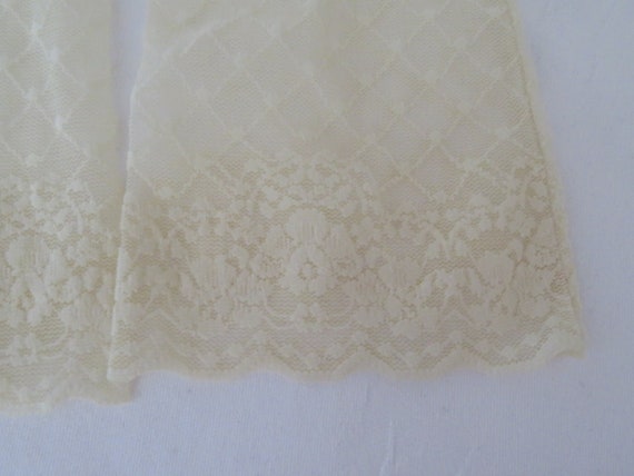 Vintage Ivory Semi Sheer Nylon Lace Elbow Length … - image 9