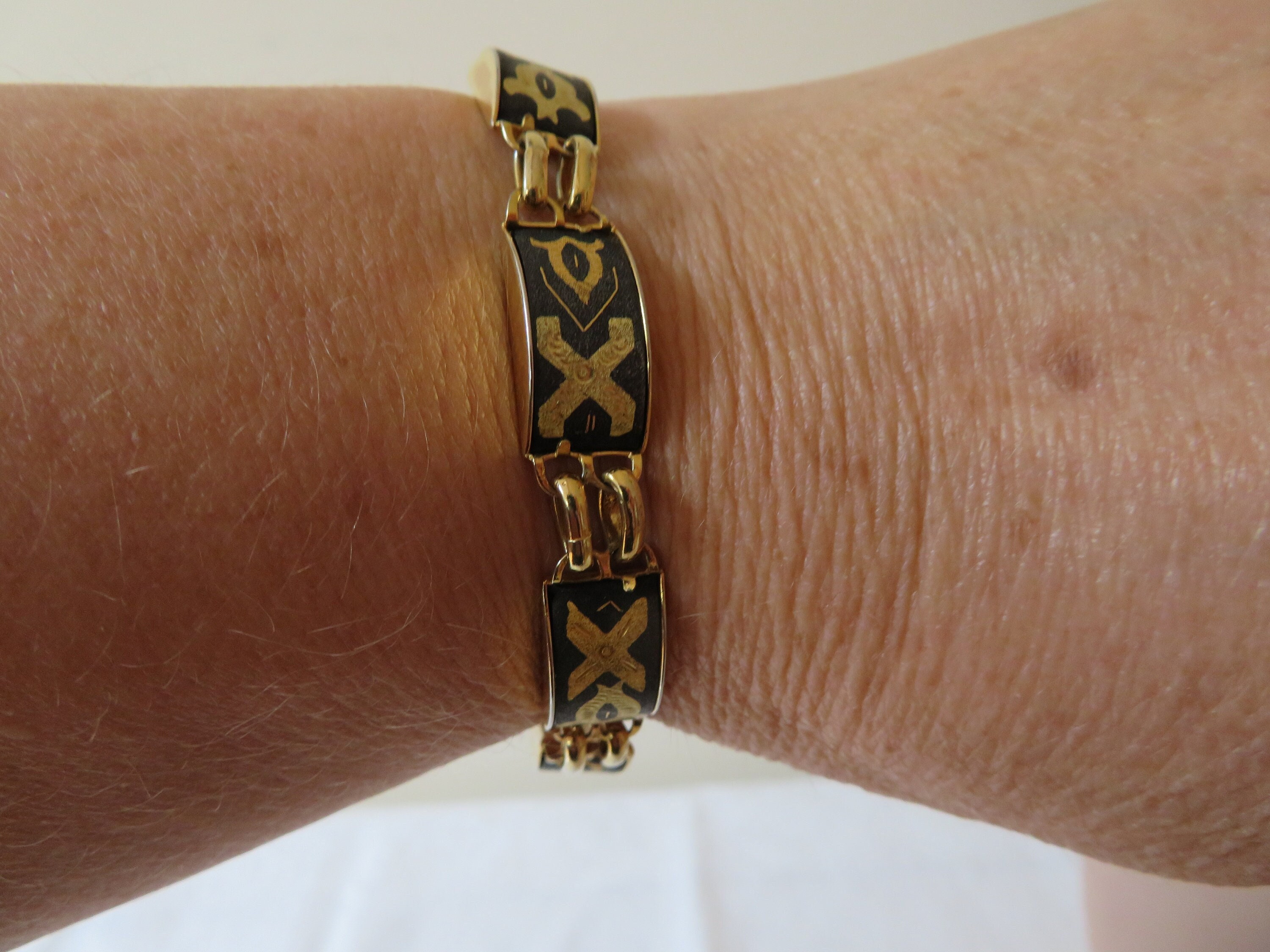 Enamel vintage Black and Gold Bracelet Watch Milus Milus Alarm 40.60 *Vintage* - Inventory 8000 - DelrayWatch.com main image 3