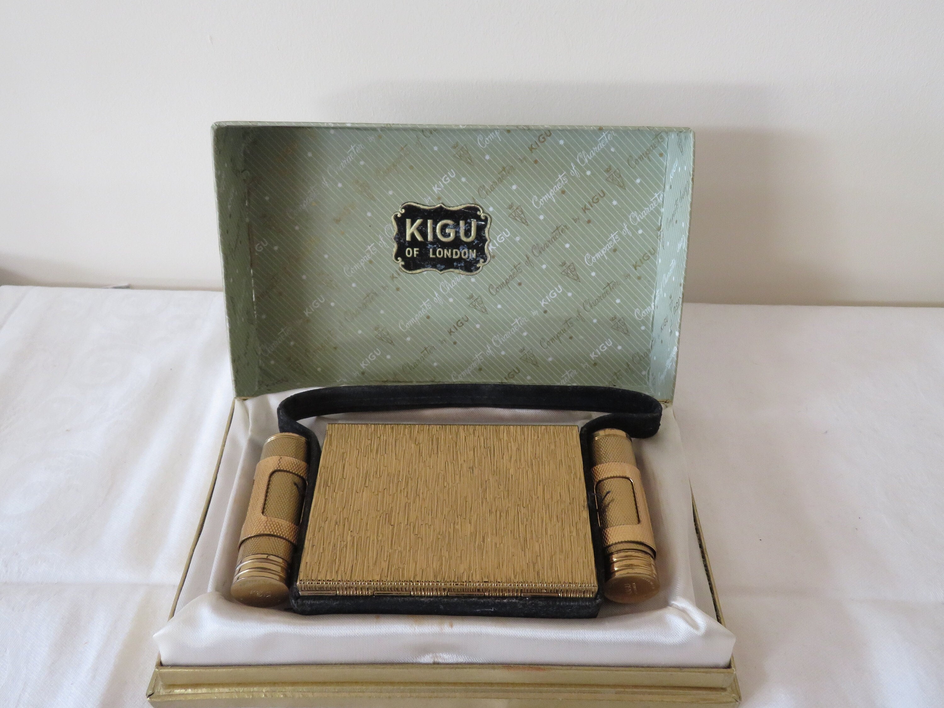 イギリスのKIGUの小物入れ Kigu Barrel Case - Etsy
