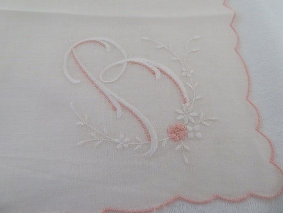 Vintage Pink Hankie/Handkerchief/Hanky with Prett… - image 4