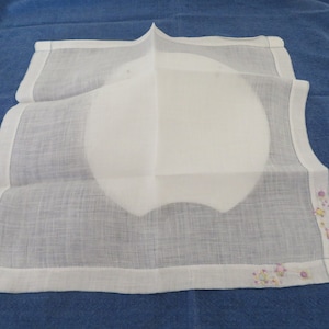 Vintage/Art Deco White Hankie/Handkerchief/Hanky with Delicate Embroidered Blue, Lilac and Pink Flower Corner - Bridal/Wedding Keepsake