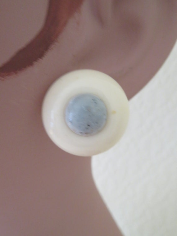 Vintage Ivory and Speckled Pale Blue Lucite Earri… - image 3