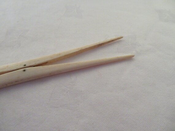 Vintage Bone Glove Stretchers - Fully Working - 1… - image 4