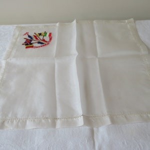 Antique/Vintage Ivory WWI Silk Hankie/Handkerchief/Hanky with Embroidered Flags - Souvenir de France 1915 - Belgium/UK/France/Russia/Italy