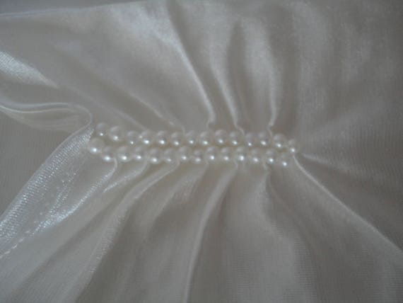 Vintage Ivory Stretch Nylon Over Elbow Length Glo… - image 6