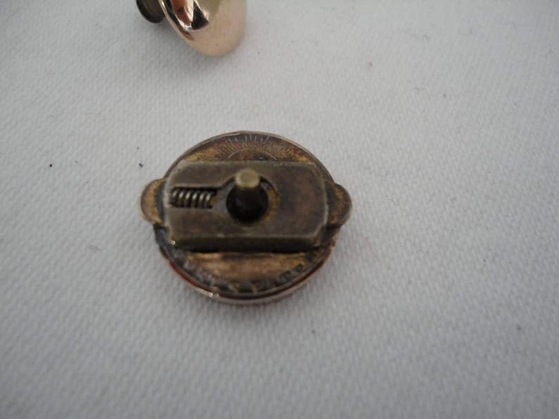 Spring Solitaire Stud Batchelor ButtonCollar Stud Acid Tested Brass Back Ivy Leaves VintageAntique Gold Front Wests Patent