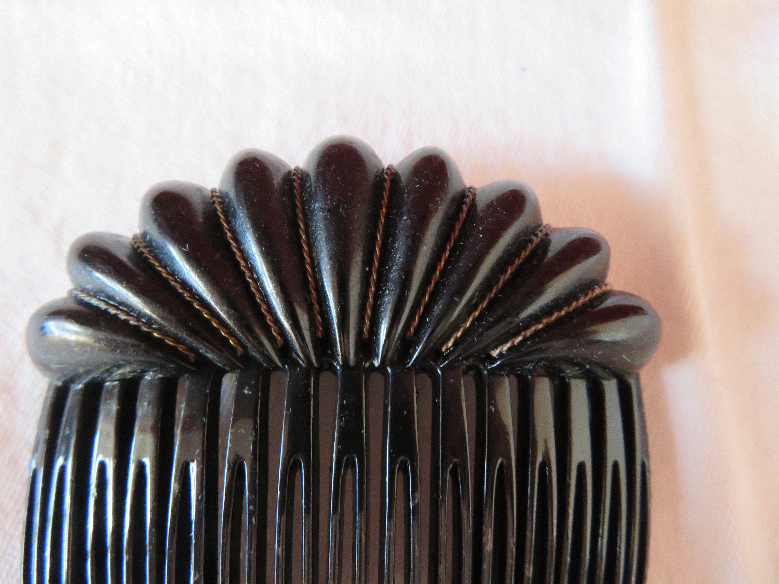 Vintage Designer Alexandre De Paris, France Hair Comb