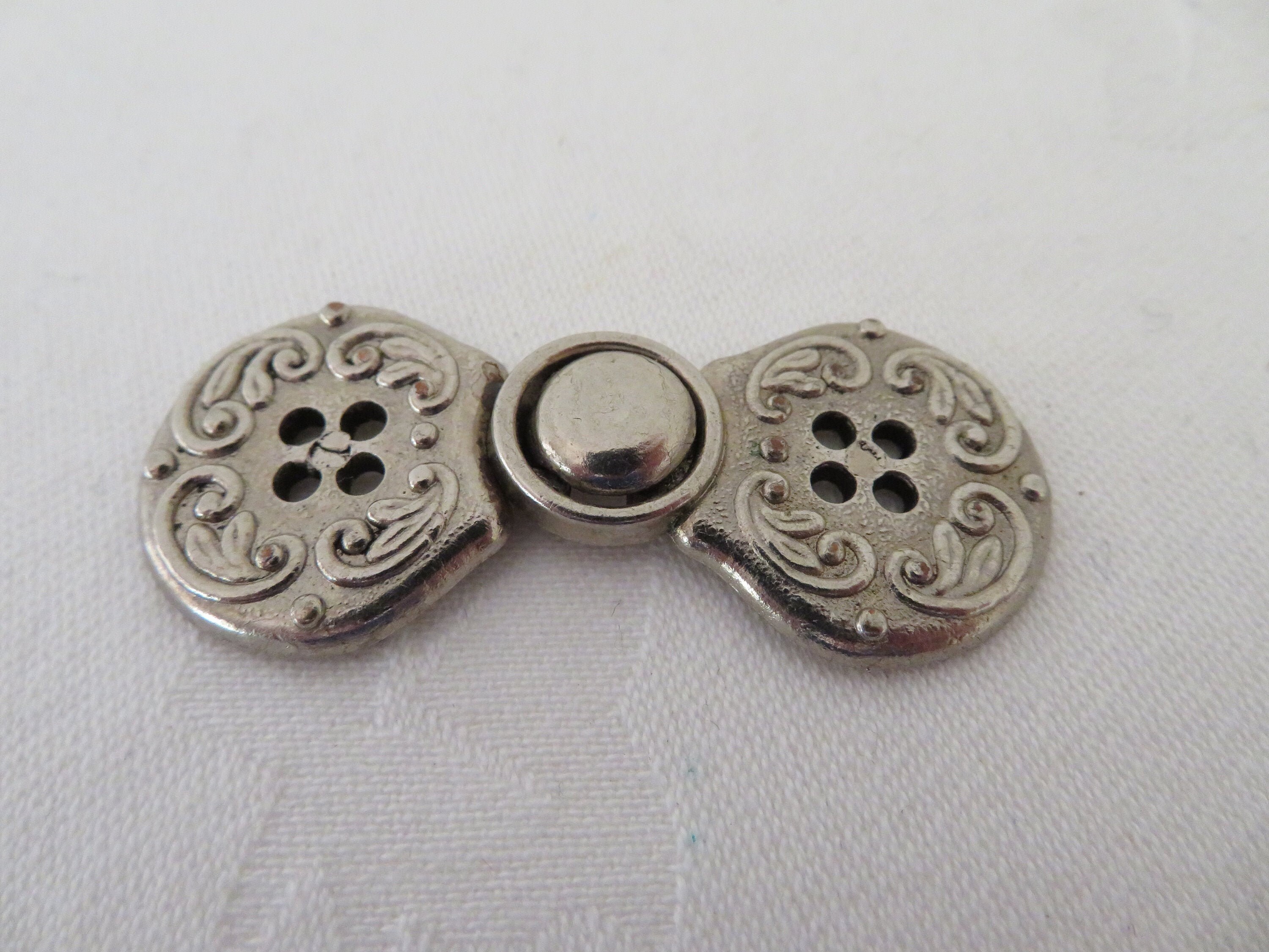 4 Paires De Fermoirs à Coudre Vintage - Cape Fermoir Marque Uxcell - Couleur Argent - Neuf