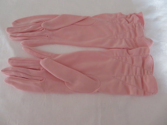 Vintage Pink Nylon Over Wrist Gloves with Ruched … - image 7