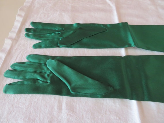 Vintage Emerald Green Stretch Satin Elbow Length … - image 7
