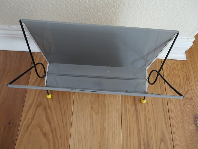 Vintage Painted Metal Magazine Rack With Shades of Pink Rose - Etsy