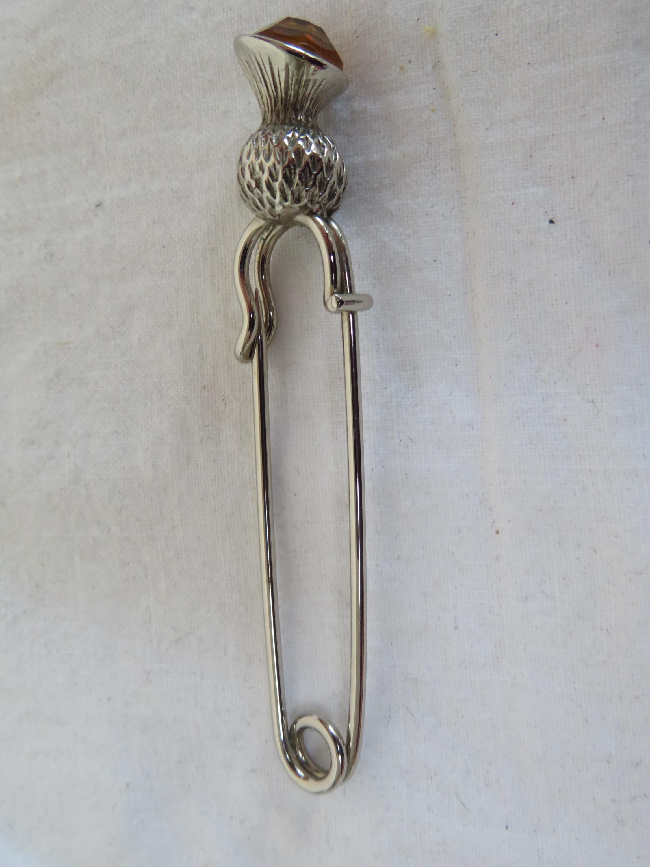 Broche épingle De Kilt Chardon Avec Strass Topaze - 8,5 Cm, Occasion, Alliage Argenté