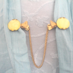 Vintage Cape/Cardigan/Sweater Brooch/Clip/Guard - Pearlised Lemon/Yellow Faux Mother of Pearl image 1