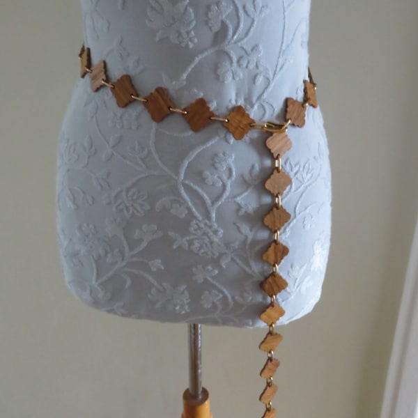 Vintage Wood Panel and Gold Tone Chain Belt - 1980's Does 1960's - Mod/Gogo/Twiggy/Swinging Sixties/Beatles - Adjustable