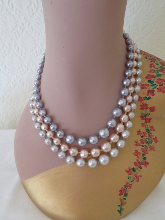 Pearl Strands Necklace: White Round Gradual Pearl Fashion Jewelry Wedding Gifts for Women Mother Brides Men