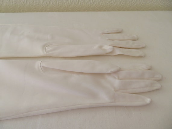 Vintage Classic Dark Ivory Stretch Matt Satin Mid… - image 5