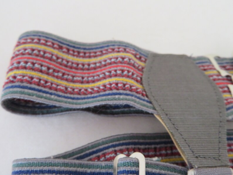 Multicolour BlueGreenRedYellowGreyBrown Stripes 1950/'s Vintage Royal Sock GartersSuspenders in Original Box by Winfield Unworn