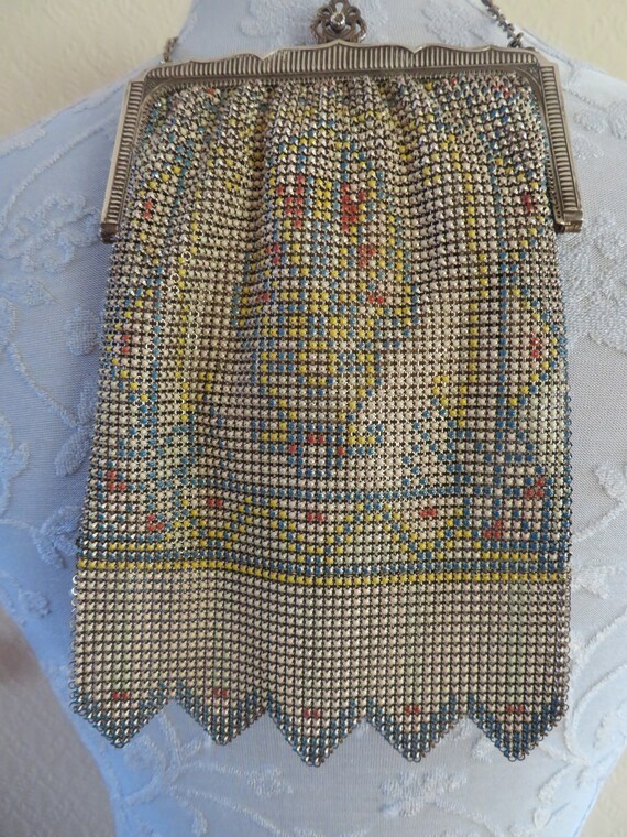 Vintage/Antique Painted Enamel Chain Mail/Mesh Ev… - image 3