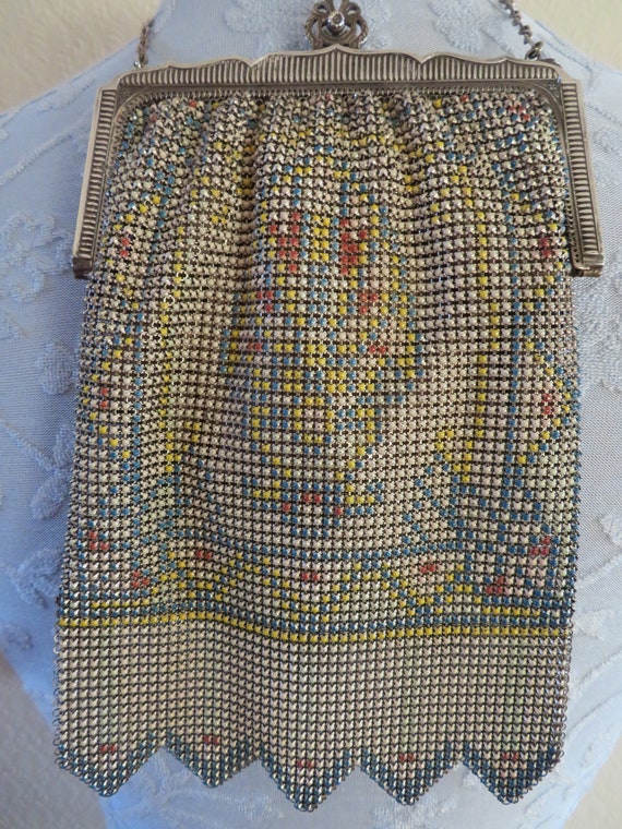 Vintage/Antique Painted Enamel Chain Mail/Mesh Ev… - image 4